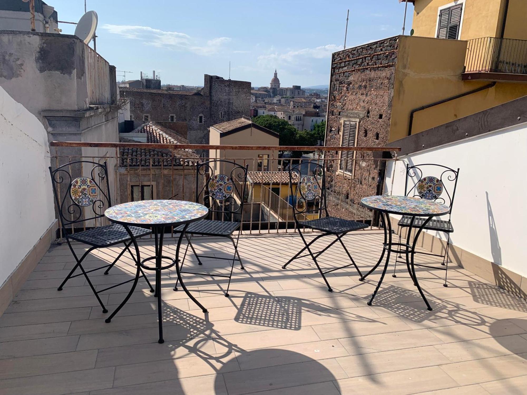 Ursino Castle Terrace Residence 卡塔尼亚 外观 照片